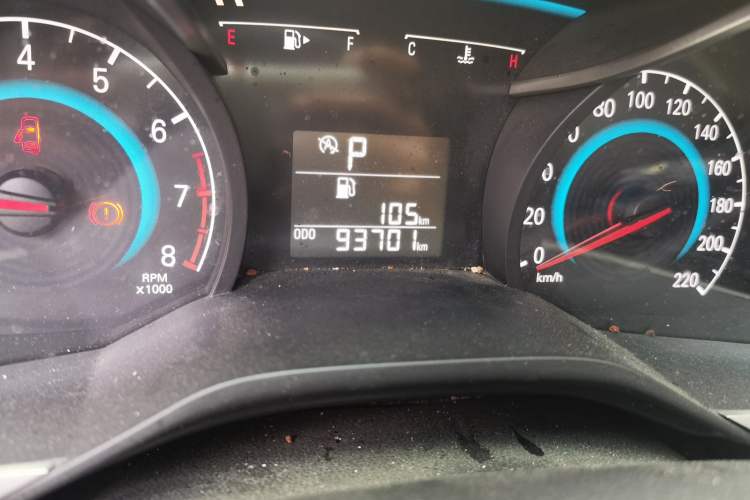 Used Chevrolet Cavalier 2019 320 Automatic Enjoyment with Sunroof Odometer Close Up