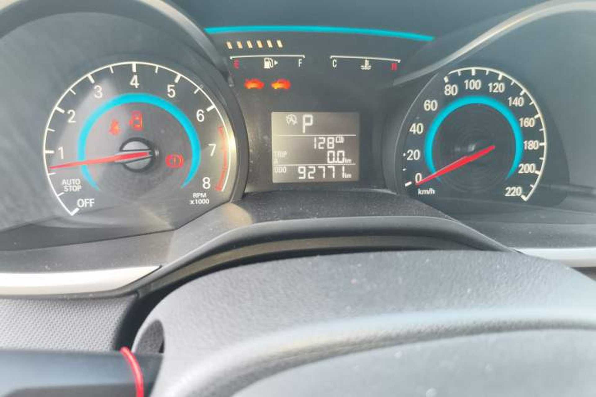 Used Chevrolet Cavalier 2019 320 Automatic Xinyue Edition Odometer Close Up