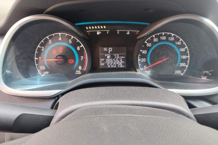 Used Chevrolet Cavalier 2019 320 Automatic Enjoyment with Sunroof Odometer Close Up