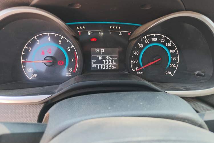 Used Chevrolet Cavalier 2019 320 Automatic Enjoyment with Sunroof Odometer Close Up