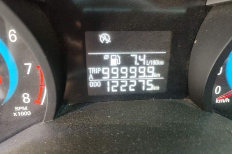 Used Chevrolet Cavalier 2019 320 Manual Xinyue Edition Odometer Close Up