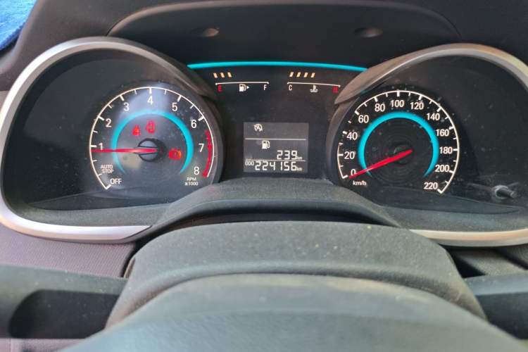 Used Chevrolet Cavalier 2019 320 Manual Xinyue Edition Odometer Close Up