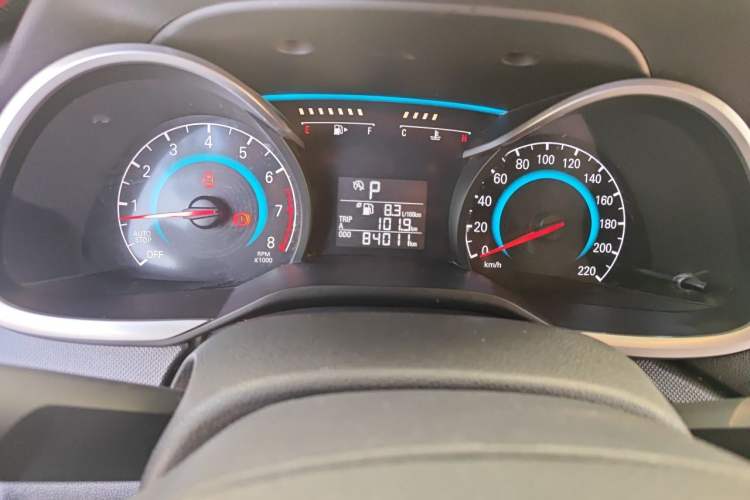 Used Chevrolet Cavalier 2019 320 Automatic Enjoyment with Sunroof Odometer Close Up