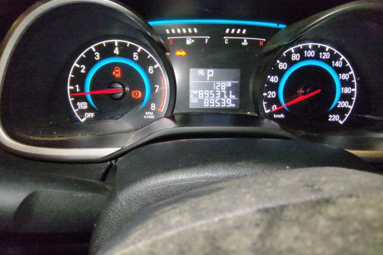 Used Chevrolet Cavalier 2019 320 Automatic Enjoyment with Sunroof Odometer Close Up