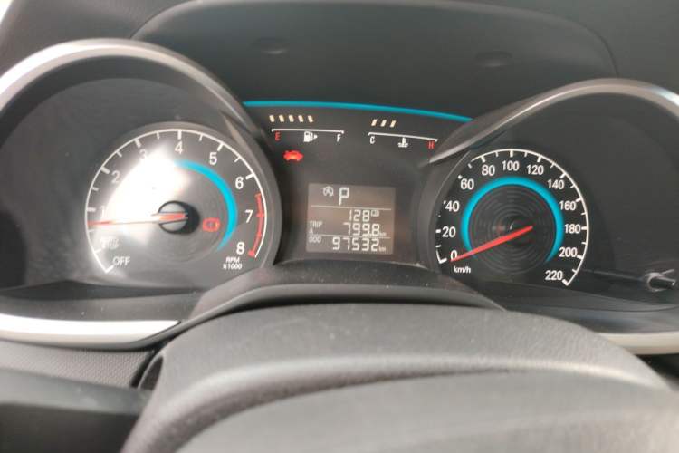 Used Chevrolet Cavalier 2019 320 Automatic Xinyue Edition Odometer Close Up
