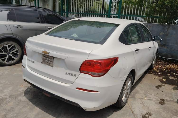 Used Chevrolet Cavalier 2019 320 Manual Xinyue Edition Rear Right 45 Deg