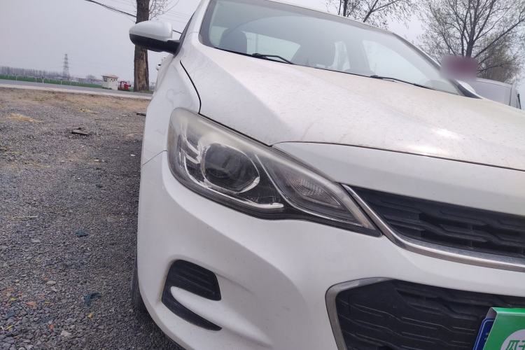Used Chevrolet Cavalier 2019 320 Manual Xinyue Edition Right Front Headlight