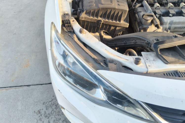 Used Chevrolet Cavalier 2019 320 Automatic Enjoyment with Sunroof Right Front Headlight
