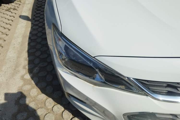 Used Chevrolet Cavalier 2019 320 Automatic Enjoyment with Sunroof Right Front Headlight