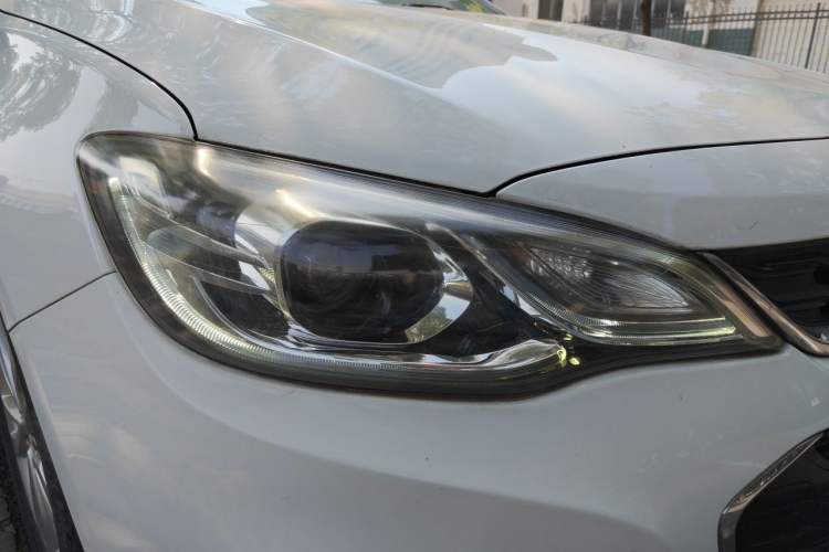 Used Chevrolet Cavalier 2019 320 Automatic Xinyue Edition Right Front Headlight