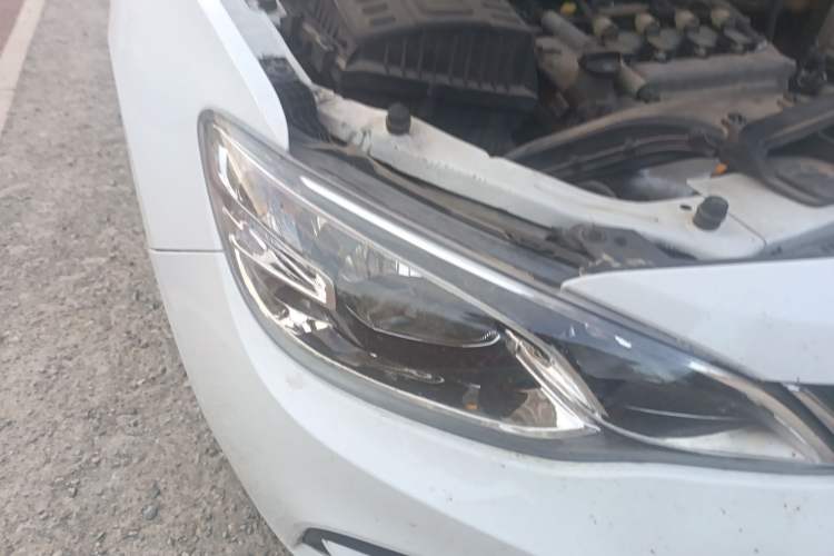 Used Chevrolet Cavalier 2019 320 Automatic Enjoyment with Sunroof Right Front Headlight
