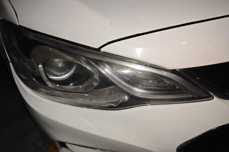 Used Chevrolet Cavalier 2019 325T Dual-Clutch Xinyue Edition Right Front Headlight