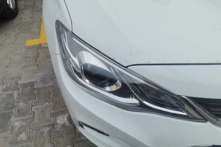 Used Chevrolet Cavalier 2019 320 Automatic Xinyue Edition Right Front Headlight