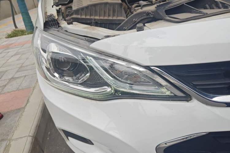 Used Chevrolet Cavalier 2019 320 Automatic Xinyue Edition Right Front Headlight