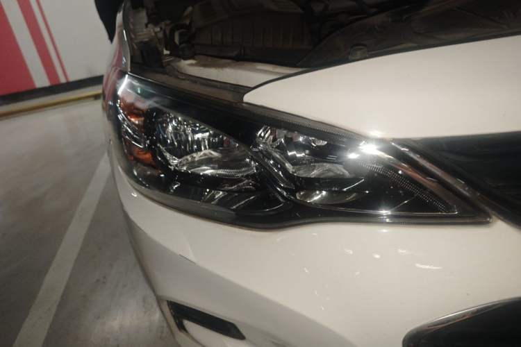 Used Chevrolet Cavalier 2019 320 Automatic Enjoyment with Sunroof Right Front Headlight