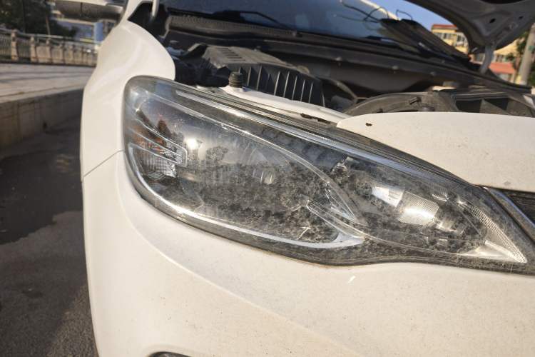 Used Chevrolet Cavalier 2019 320 Automatic Enjoyment with Sunroof Right Front Headlight