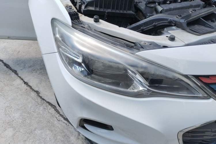 Used Chevrolet Cavalier 2019 320 Automatic Enjoyment with Sunroof Right Front Headlight