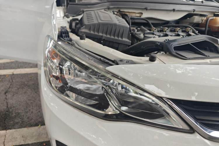 Used Chevrolet Cavalier 2019 320 Automatic Enjoyment with Sunroof Right Front Headlight