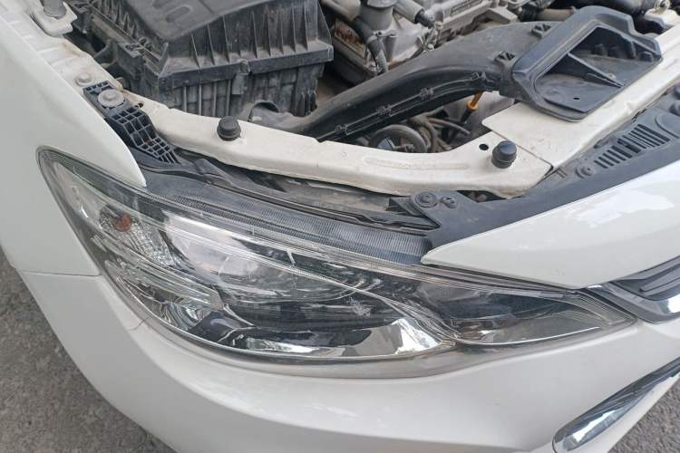 Used Chevrolet Cavalier 2019 320 Automatic Enjoyment with Sunroof Right Front Headlight