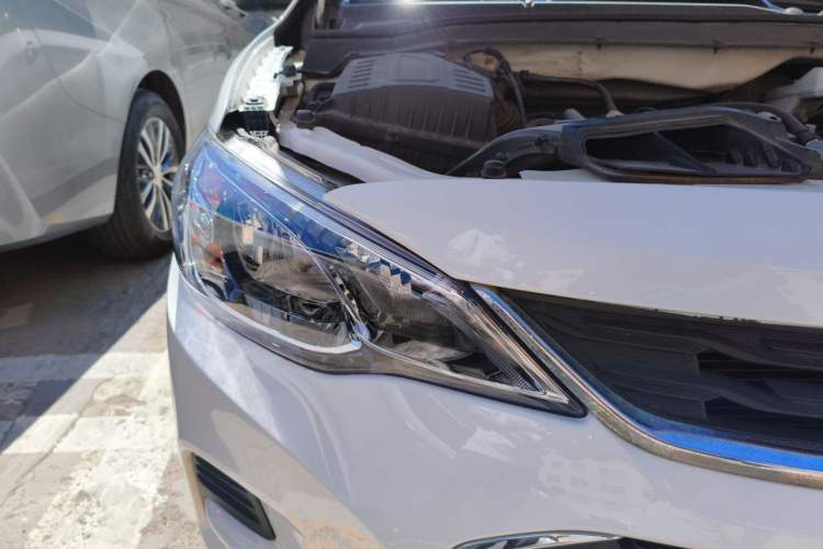 Used Chevrolet Cavalier 2019 320 Manual Enjoyment Edition Right Front Headlight
