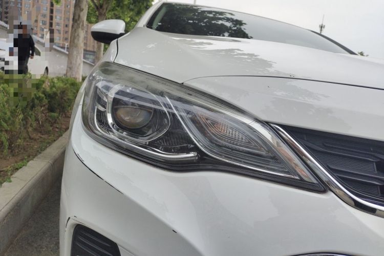 Used Chevrolet Cavalier 2019 320 Automatic Xinyue Edition Right Front Headlight