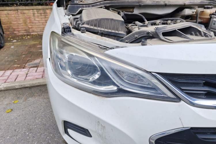 Used Chevrolet Cavalier 2019 320 Automatic Xinyue Edition Right Front Headlight