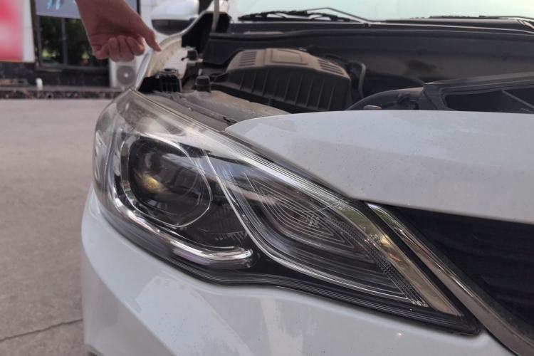 Used Chevrolet Cavalier 2019 320 Automatic Xinyue Edition Right Front Headlight