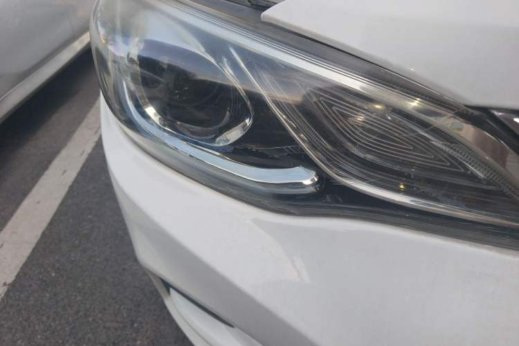 Used Chevrolet Cavalier 2019 320 Automatic Xinyue Edition Right Front Headlight
