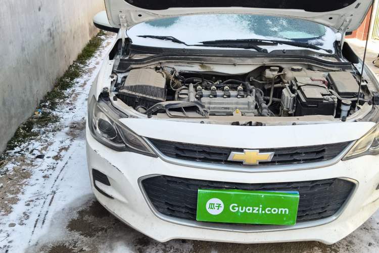 Used Chevrolet Cavalier 2019 320 Manual Xinyue Edition Right Front Headlight