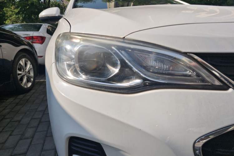 Used Chevrolet Cavalier 2019 320 Automatic Xinyue Edition Right Front Headlight
