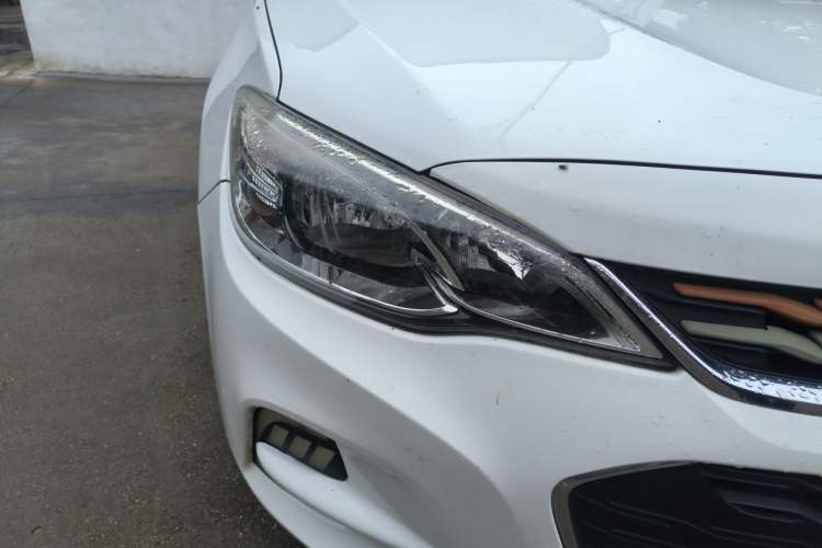 Used Chevrolet Cavalier 2019 320 Automatic Enjoyment with Sunroof Right Front Headlight