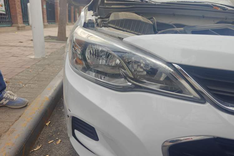 Used Chevrolet Cavalier 2019 320 Automatic Enjoyment with Sunroof Right Front Headlight