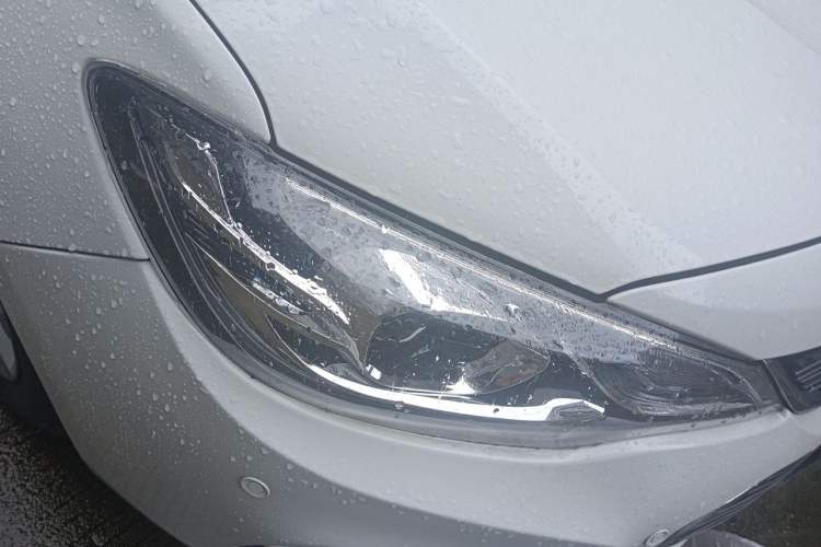 Used Chevrolet Cavalier 2019 320 Automatic Xinyue Edition Right Front Headlight