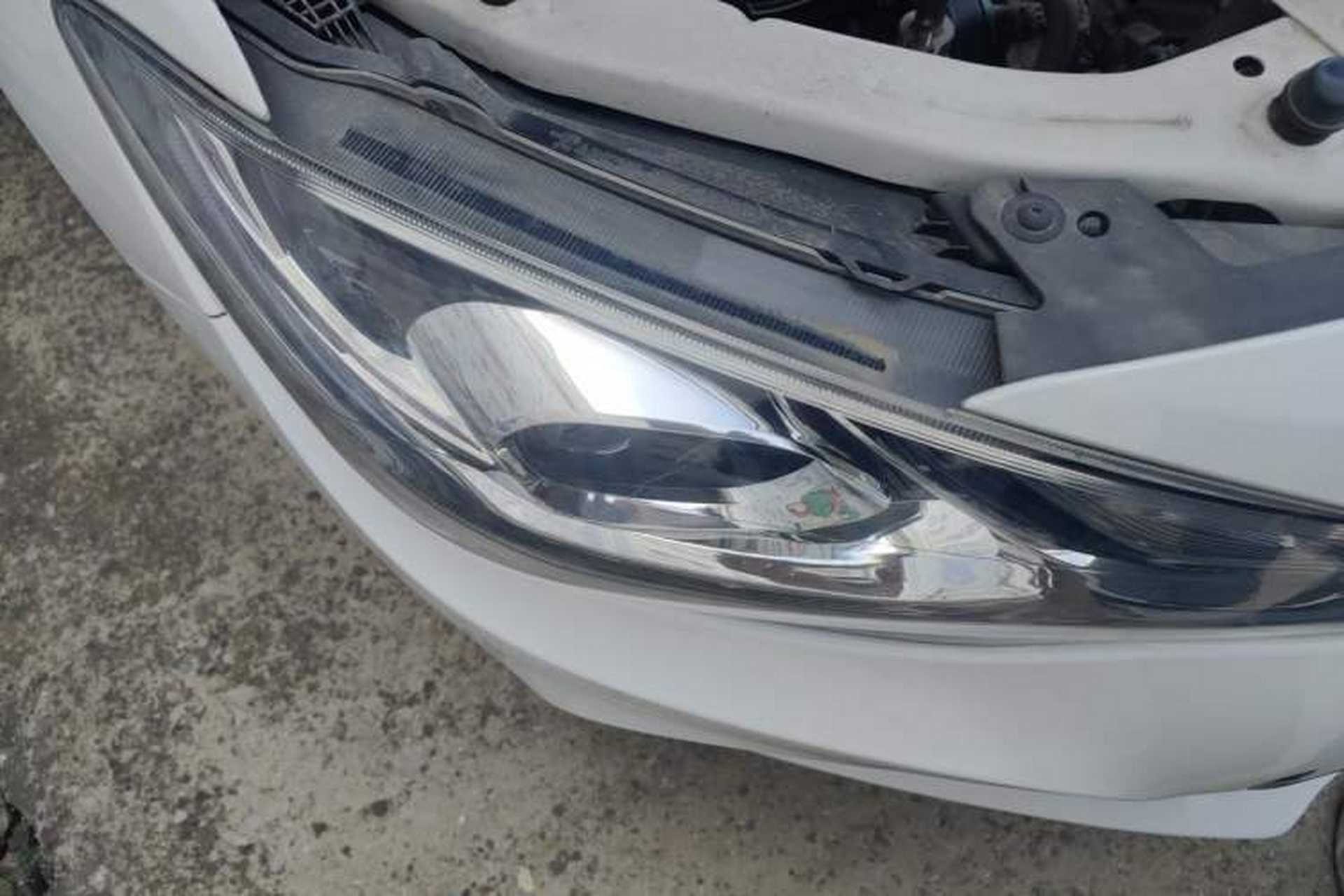 Used Chevrolet Cavalier 2019 320 Manual Xinyue Edition Right Front Headlight
