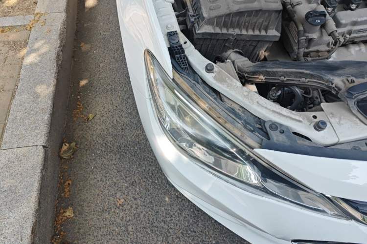 Used Chevrolet Cavalier 2019 320 Automatic Enjoyment with Sunroof Right Front Headlight