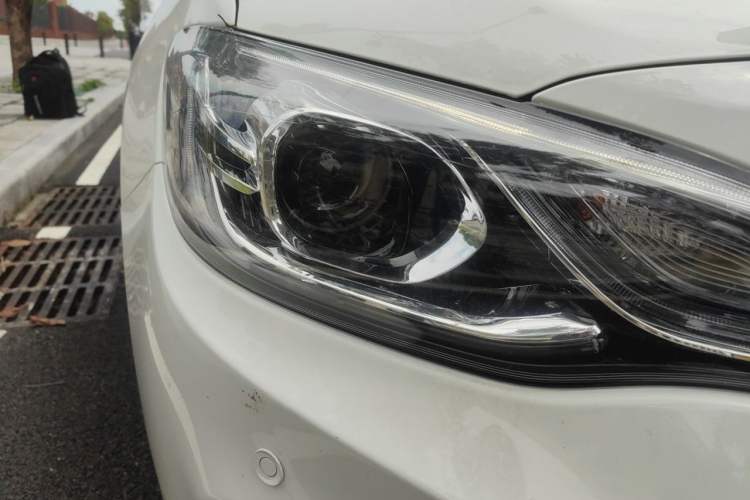 Used Chevrolet Cavalier 2019 320 Automatic Xinyue Edition Right Front Headlight
