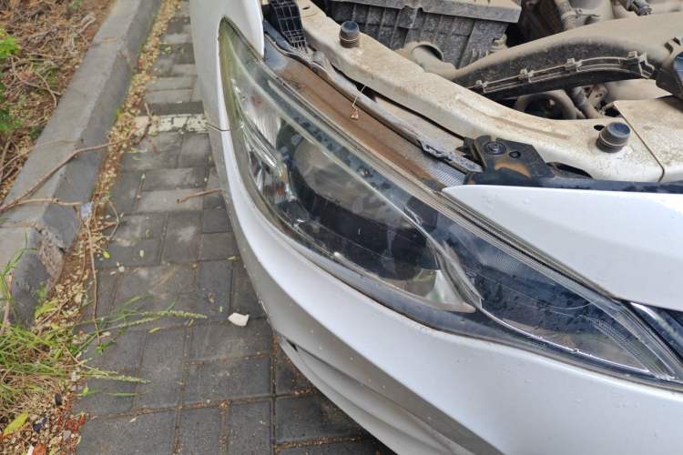 Used Chevrolet Cavalier 2019 320 Manual Enjoyment Edition Right Front Headlight