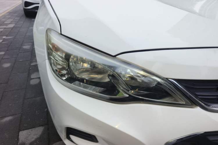 Used Chevrolet Cavalier 2019 320 Automatic Enjoyment with Sunroof Right Front Headlight