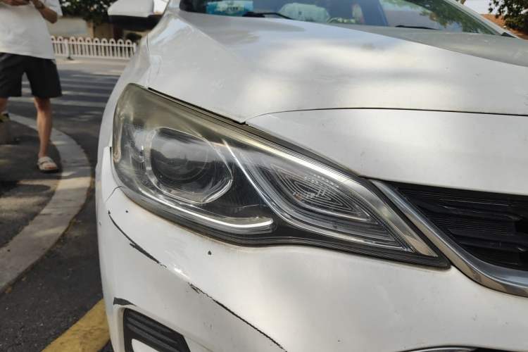 Used Chevrolet Cavalier 2019 320 Automatic Xinyue Edition Right Front Headlight