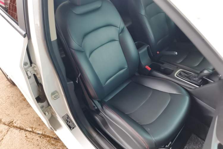 Used Chevrolet Cavalier 2019 320 Automatic Enjoyment with Sunroof Right Front Seat