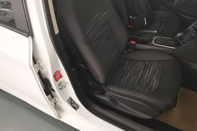 Used Chevrolet Cavalier 2019 320 Automatic Enjoyment with Sunroof Right Front Seat
