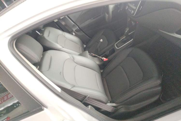 Used Chevrolet Cavalier 2019 320 Automatic Xinyue Edition Right Front Seat