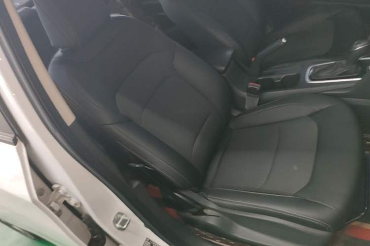 Used Chevrolet Cavalier 2019 320 Automatic Xinyue Edition Right Front Seat