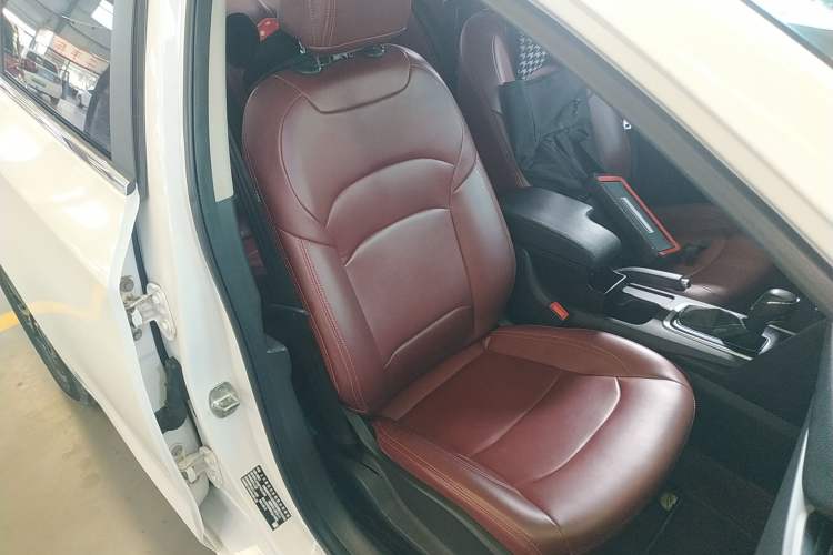 Used Chevrolet Cavalier 2019 320 Automatic Enjoyment with Sunroof Right Front Seat