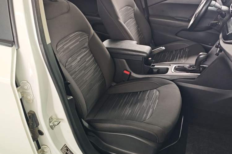 Used Chevrolet Cavalier 2019 320 Automatic Enjoyment with Sunroof Right Front Seat
