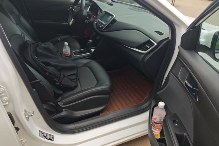 Used Chevrolet Cavalier 2019 320 Automatic Xinyue Edition Right Front Seat