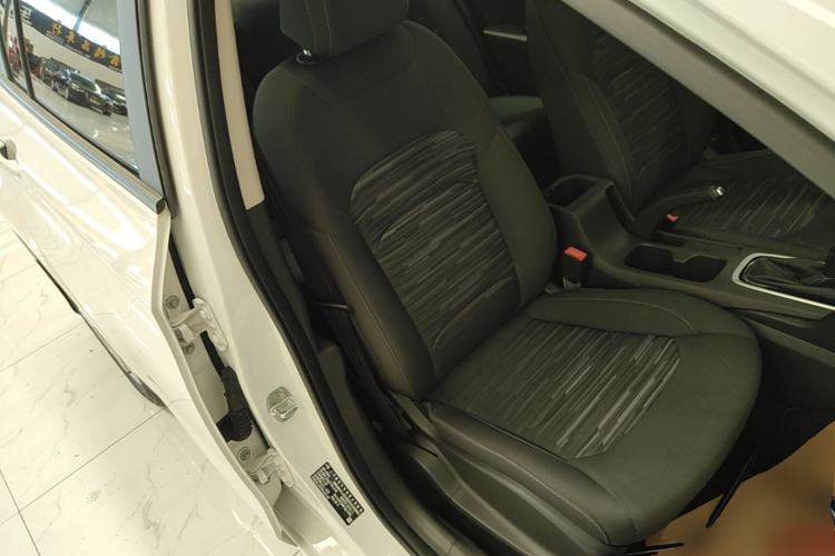 Used Chevrolet Cavalier 2019 320 Automatic Enjoyment with Sunroof Right Front Seat