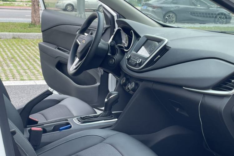 Used Chevrolet Cavalier 2019 320 Automatic Xinyue Edition Right Front Seat