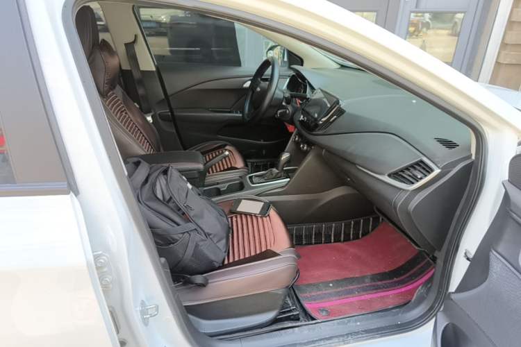 Used Chevrolet Cavalier 2019 320 Automatic Enjoyment with Sunroof Right Front Seat