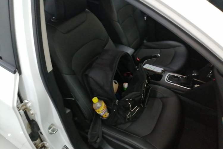 Used Chevrolet Cavalier 2019 320 Automatic Xinyue Edition Right Front Seat